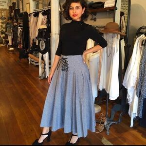 *Effie’s Heart* - Black Top